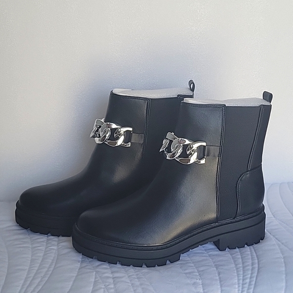 Womens Lug Sole Platform Ankle Boots Chelsea Slip On Chunky Block Heel Fall - Picture 6 of 12